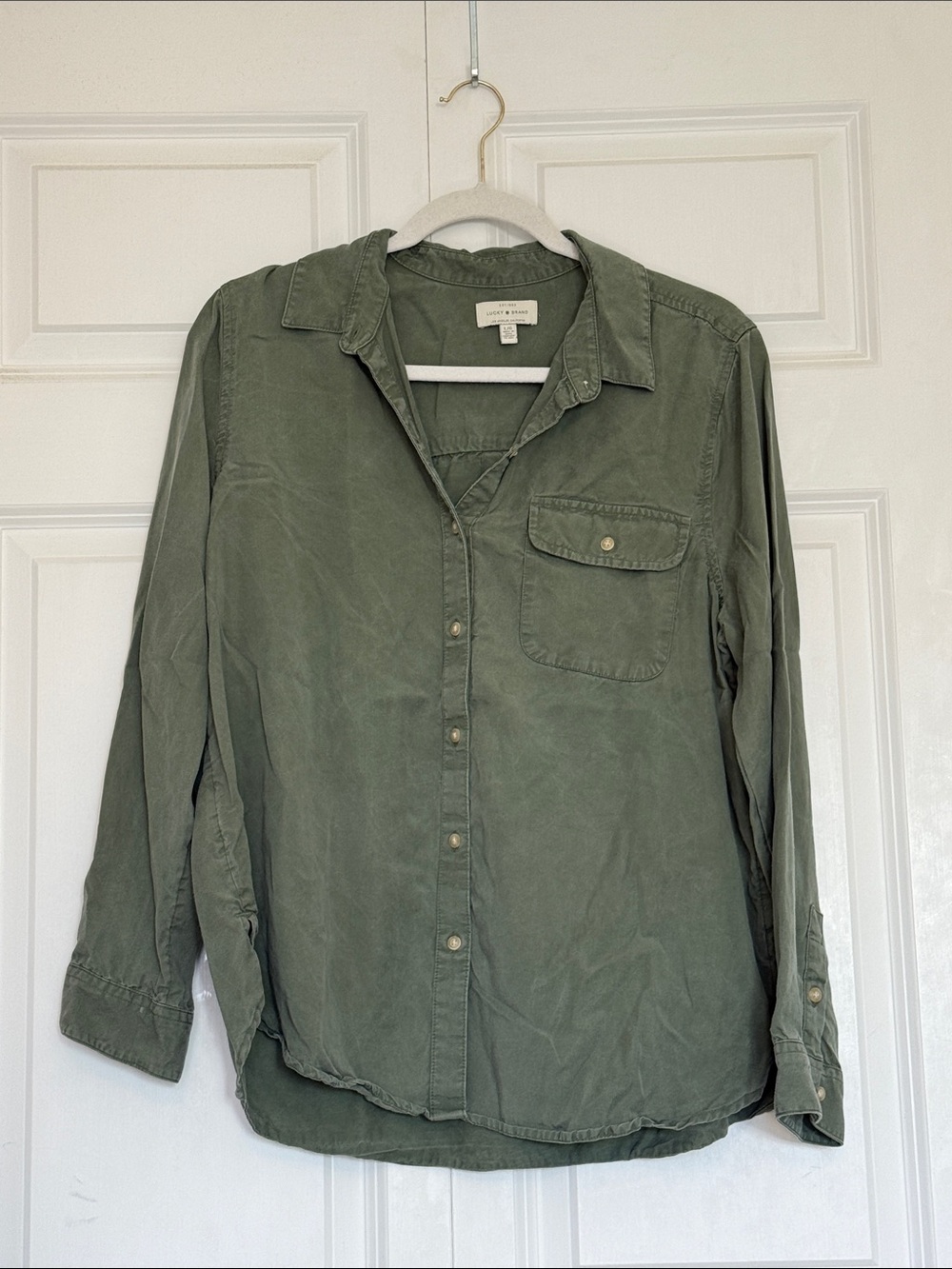 Lucky Brand Olive Green Long Sleeve Button-Down Shirt